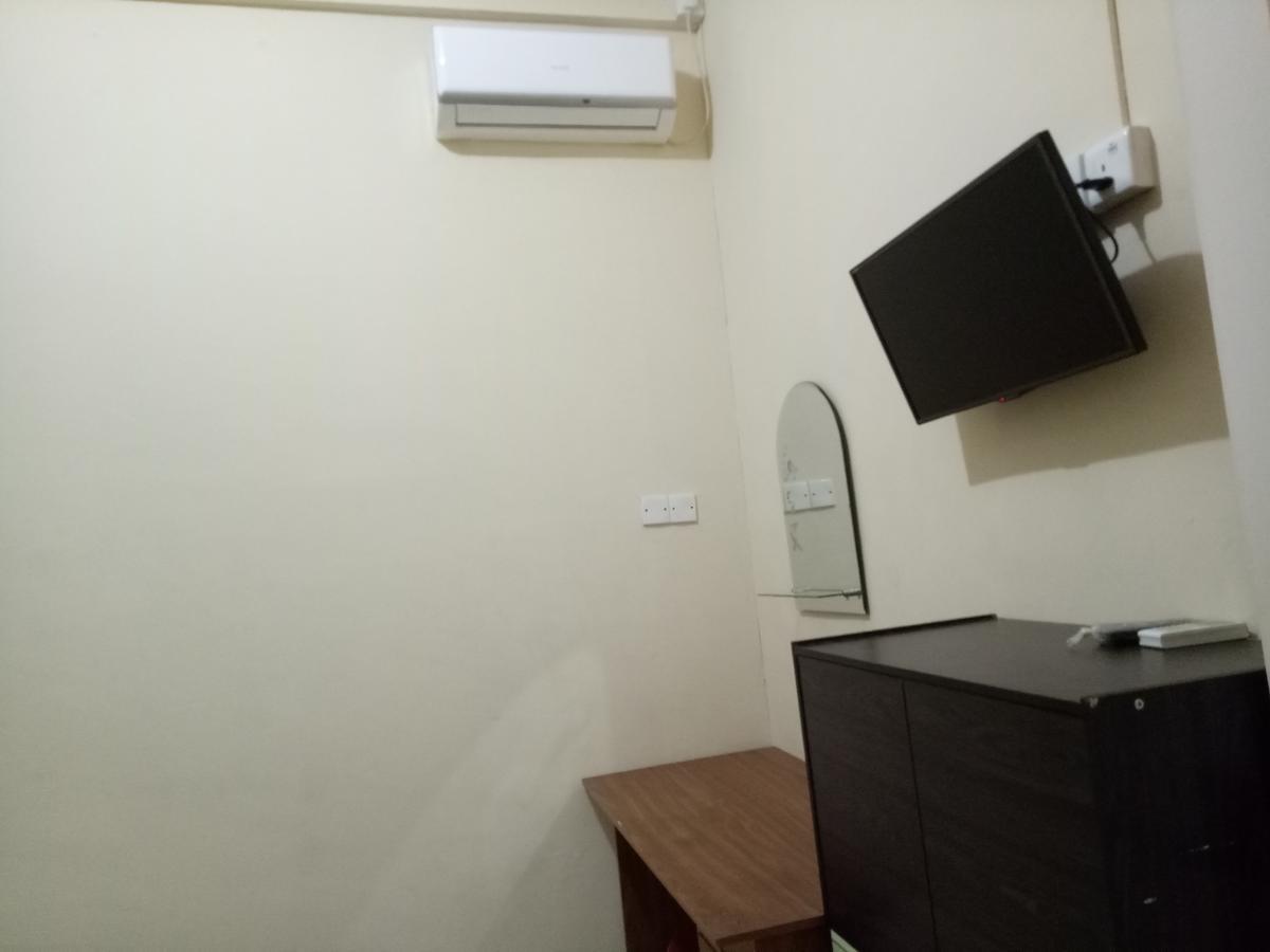 Hostel D'Kost Batam Nagoya Exterior foto