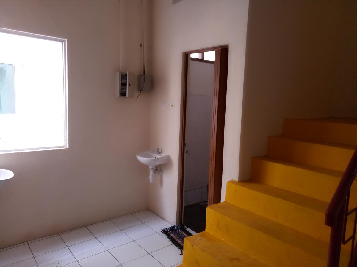 Hostel D'Kost Batam Nagoya Exterior foto